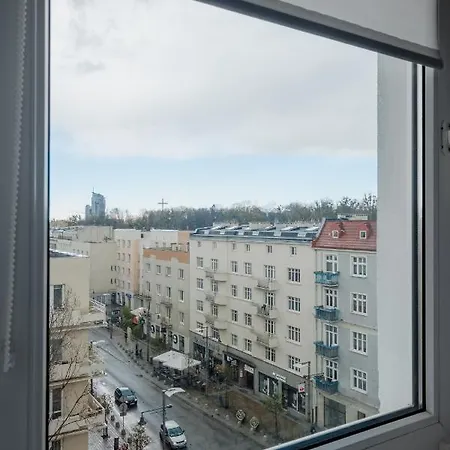 Swietojanska 104 شقة