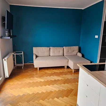 Apartament Swietojanska 104